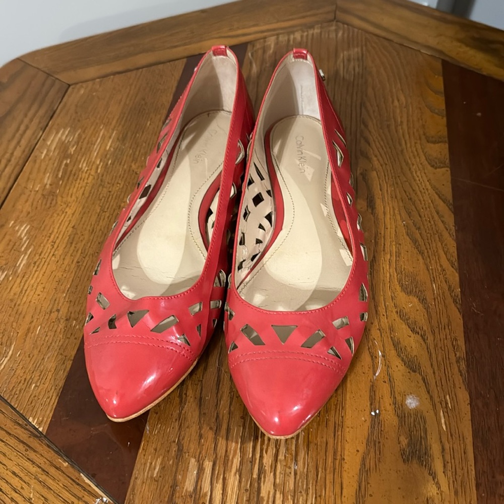 ⭐️ Calvin Klein Flats